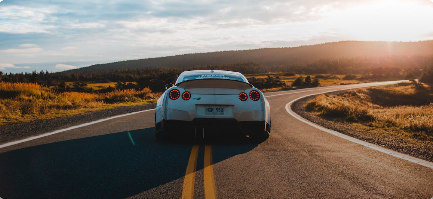 car-img